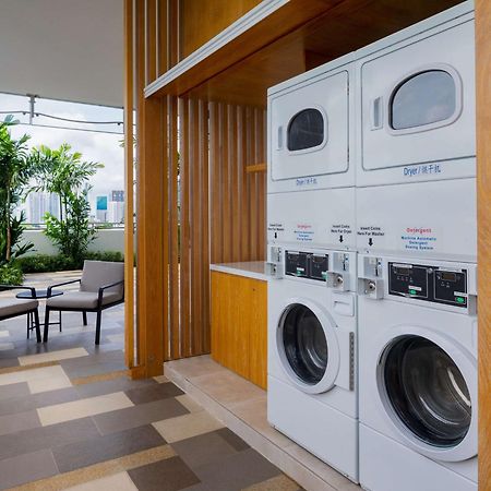 Hilton Garden Inn Singapore Serangoon  Exterior foto