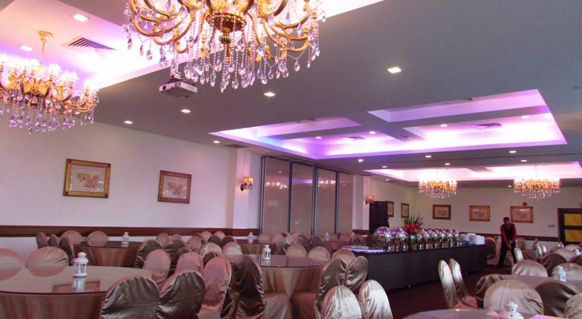 Hilton Garden Inn Singapore Serangoon  Exterior foto